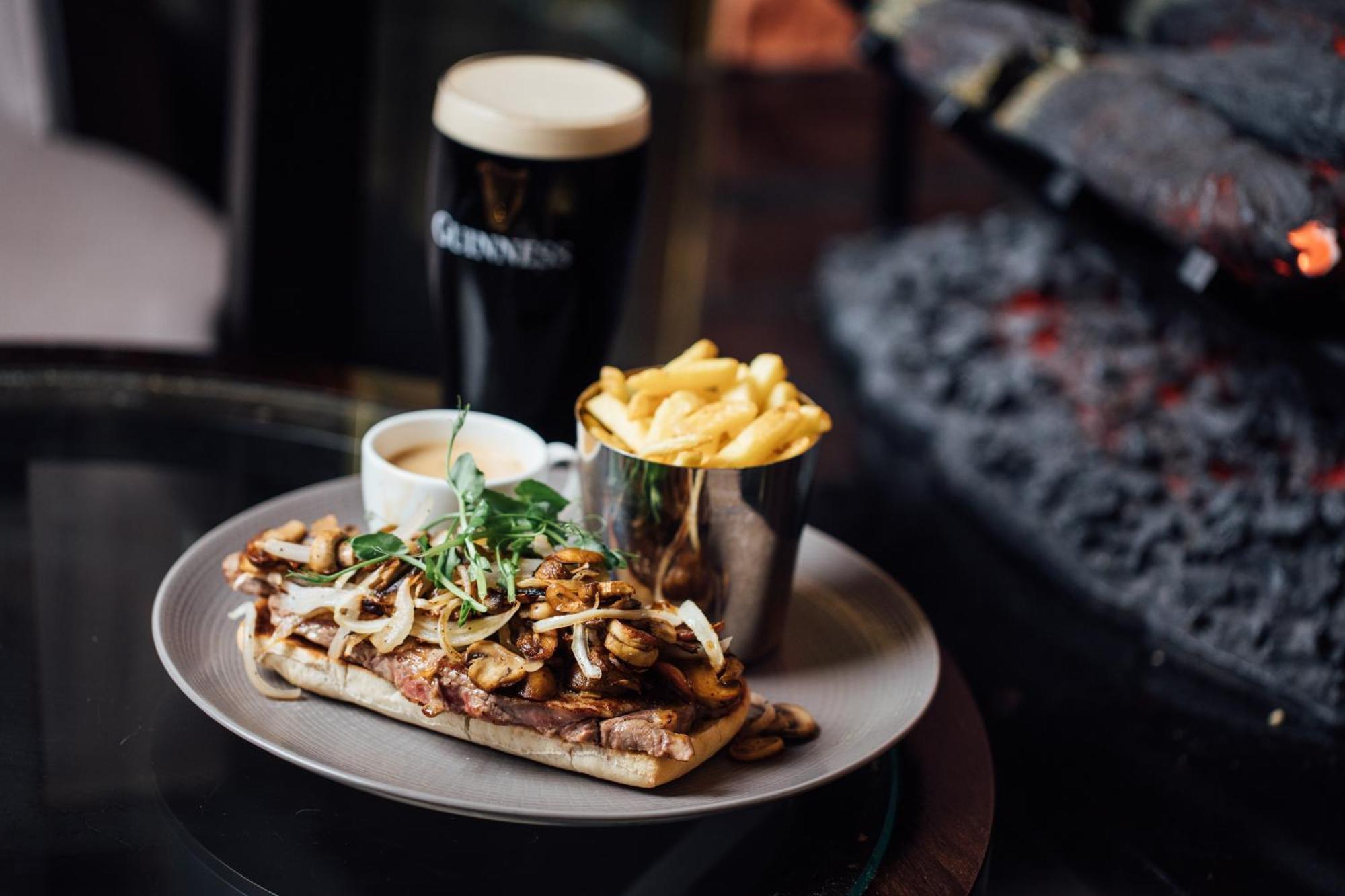 Crowne Plaza - Belfast, an IHG Hotel Zewnętrze zdjęcie
